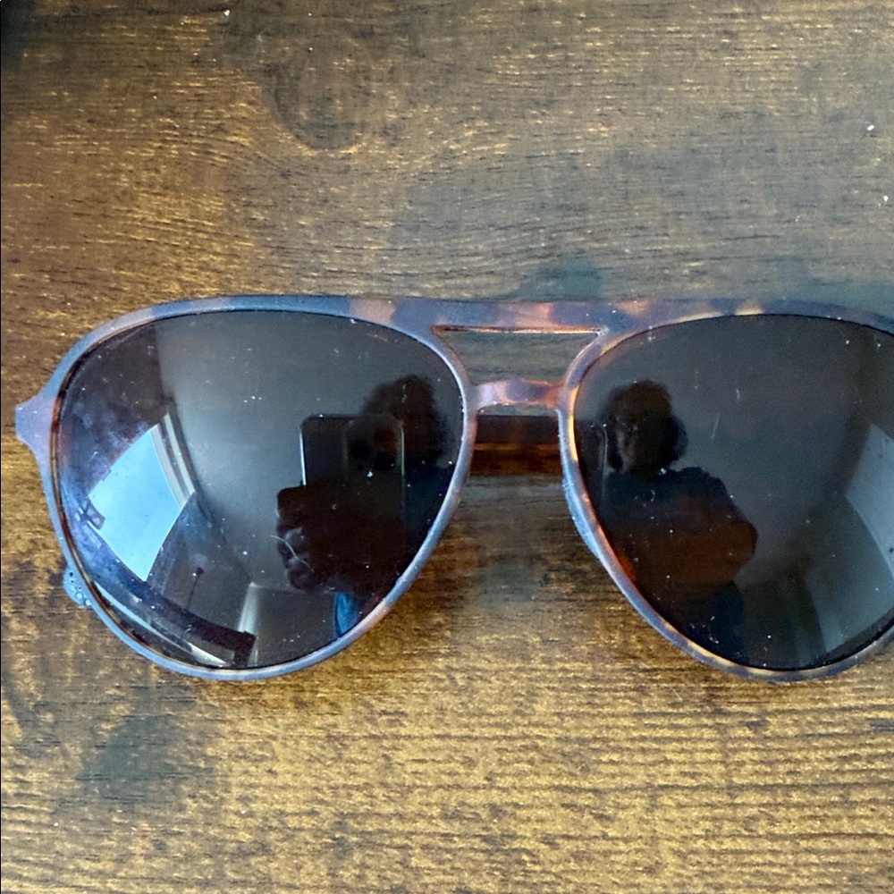 Classic Tortoise Shell Sunglasses